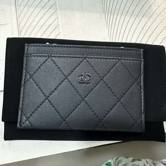 Chanel All Black Card Case - NWT - Picture 3 of 8